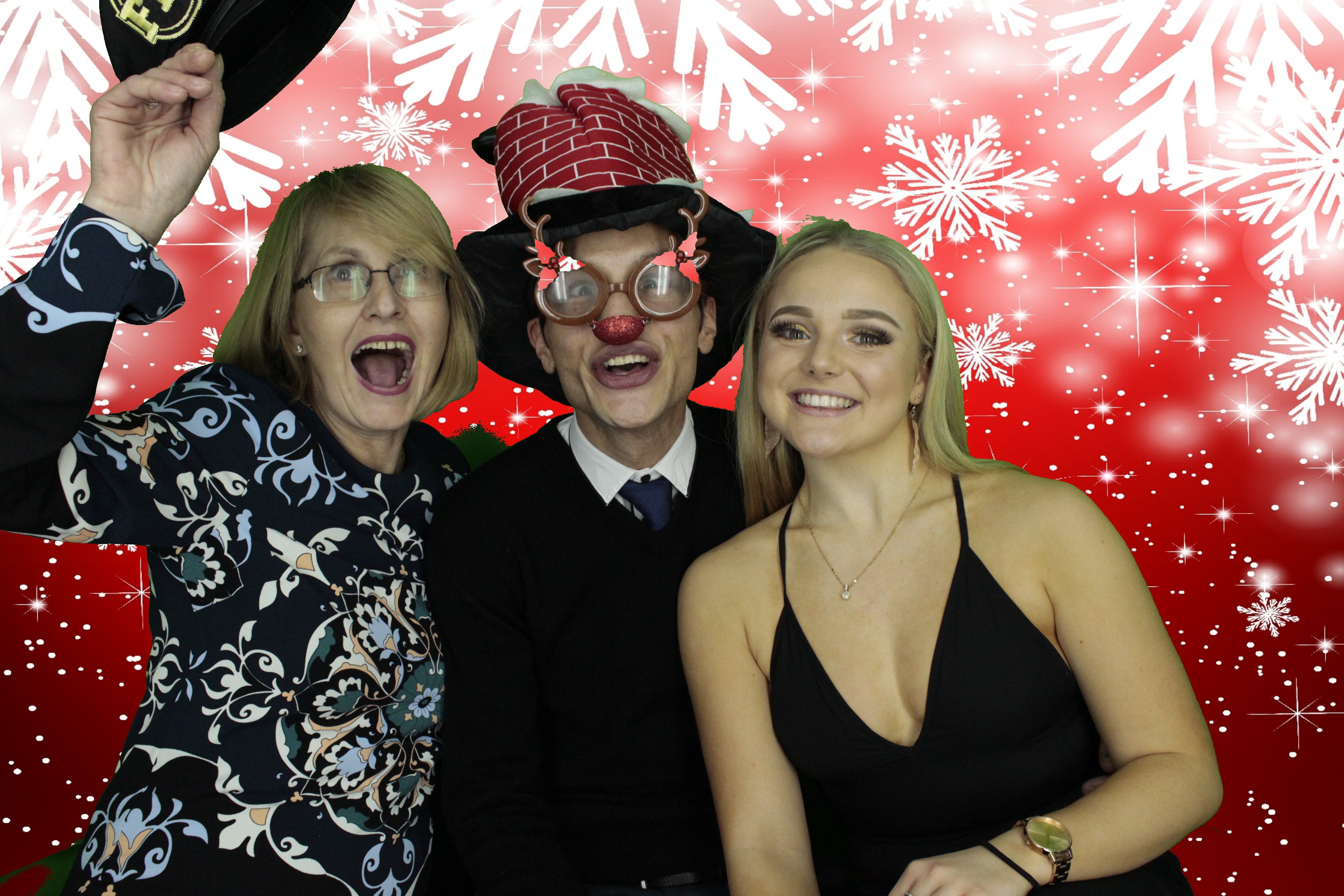 Silvermere Christmas Party | View more photos from the event at gallery.myphotoboothexperience.co.uk/u/MyPhotoBoothExperienceLtd/Silvermere-Christmas-Party-2